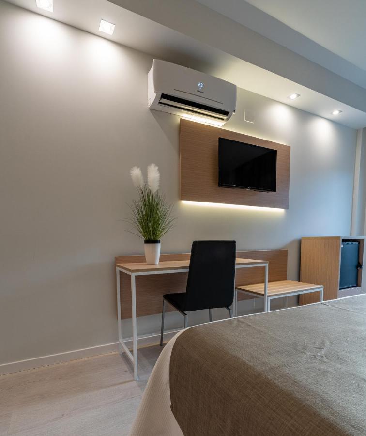 Hotel Golden Бенидорм Екстериор снимка