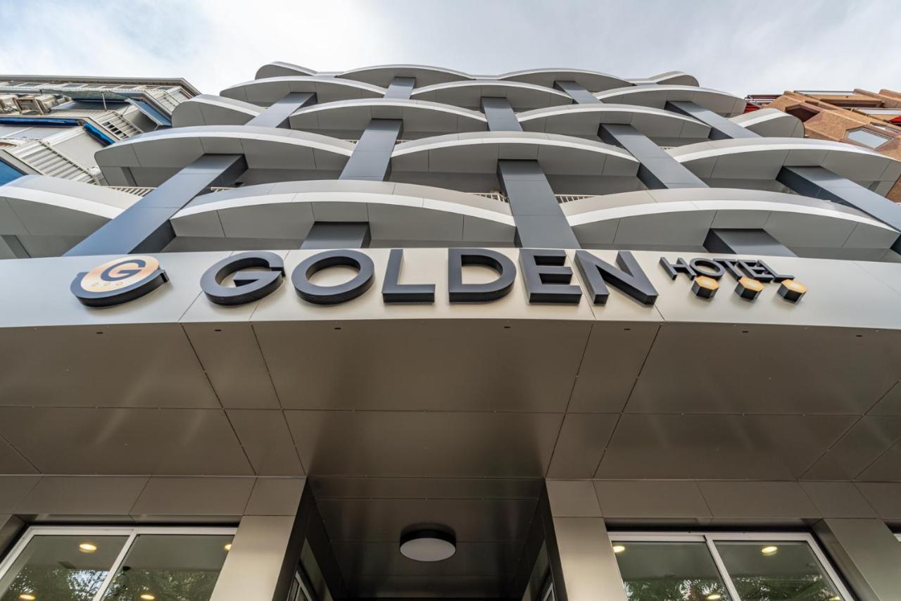 Hotel Golden Бенидорм Екстериор снимка