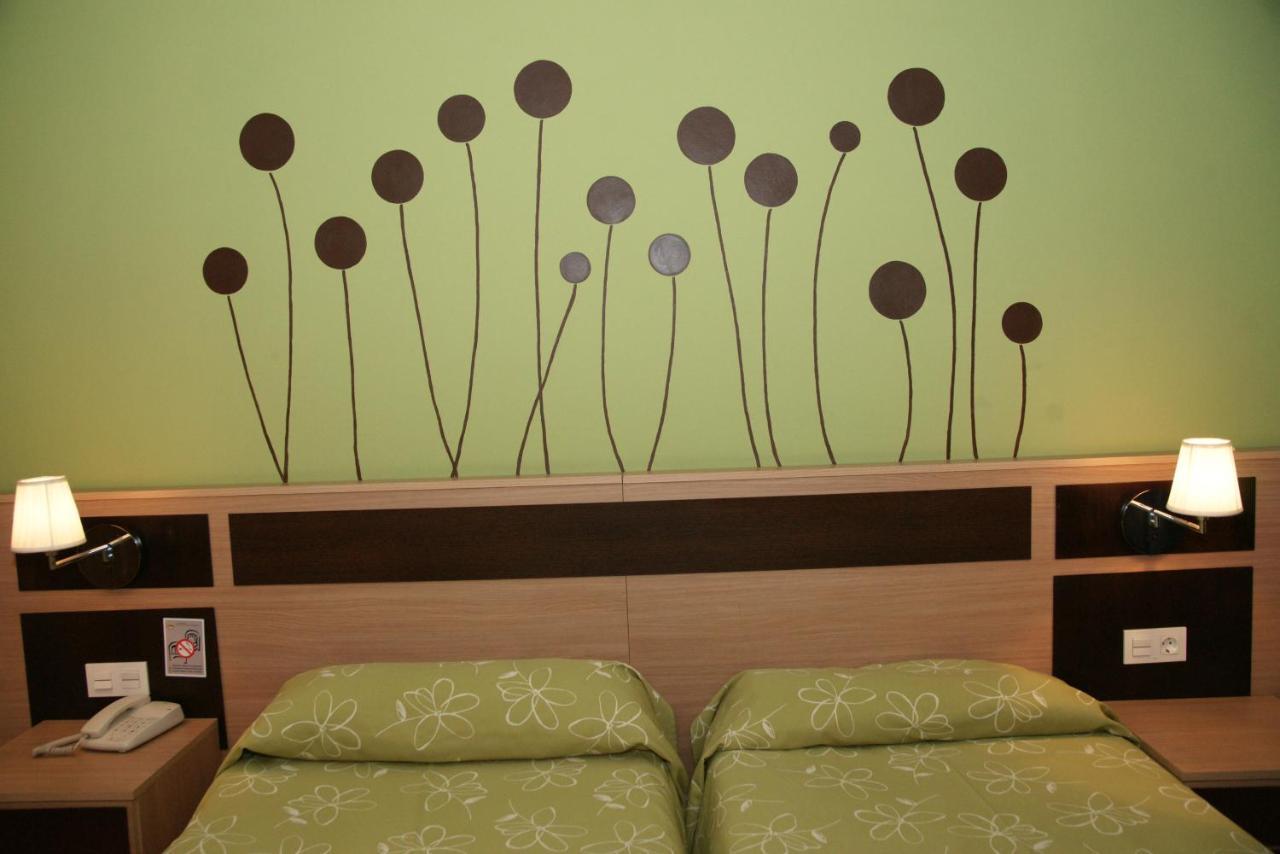 Hotel Golden Бенидорм Екстериор снимка