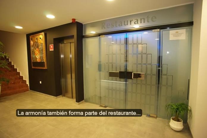 Hotel Golden Бенидорм Екстериор снимка