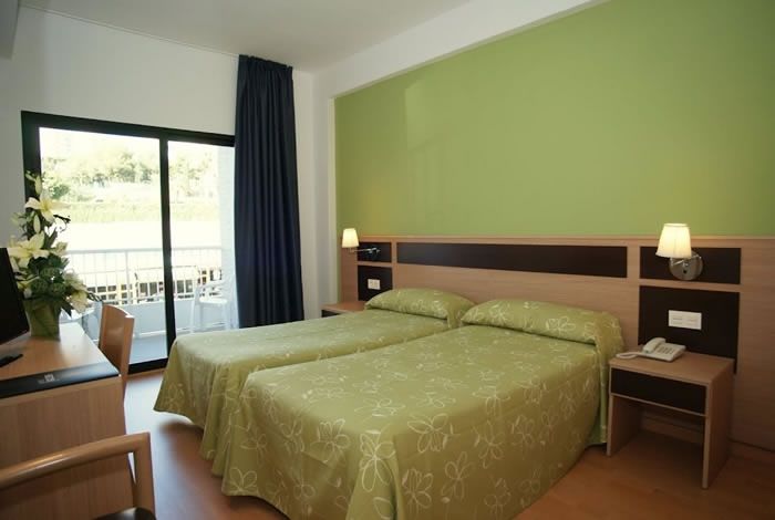 Hotel Golden Бенидорм Екстериор снимка